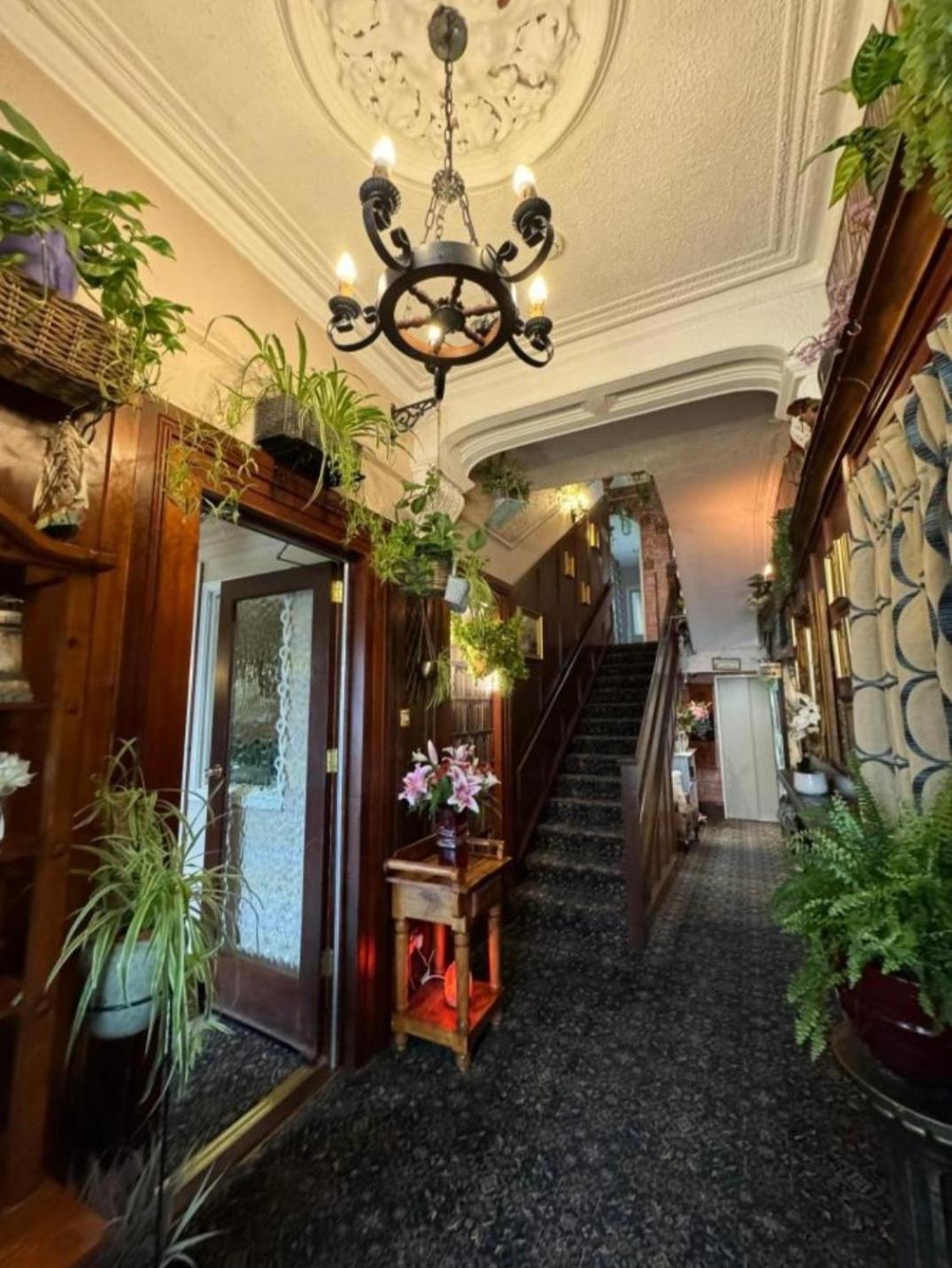 Avarest House Bb Adults Only Portrush Bagian luar foto