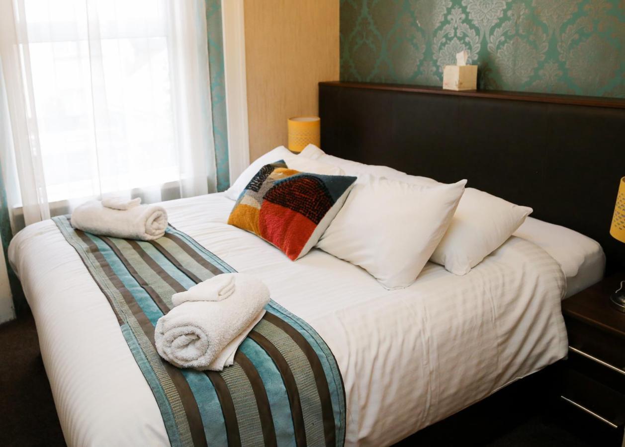 Avarest House Bb Adults Only Portrush Bagian luar foto