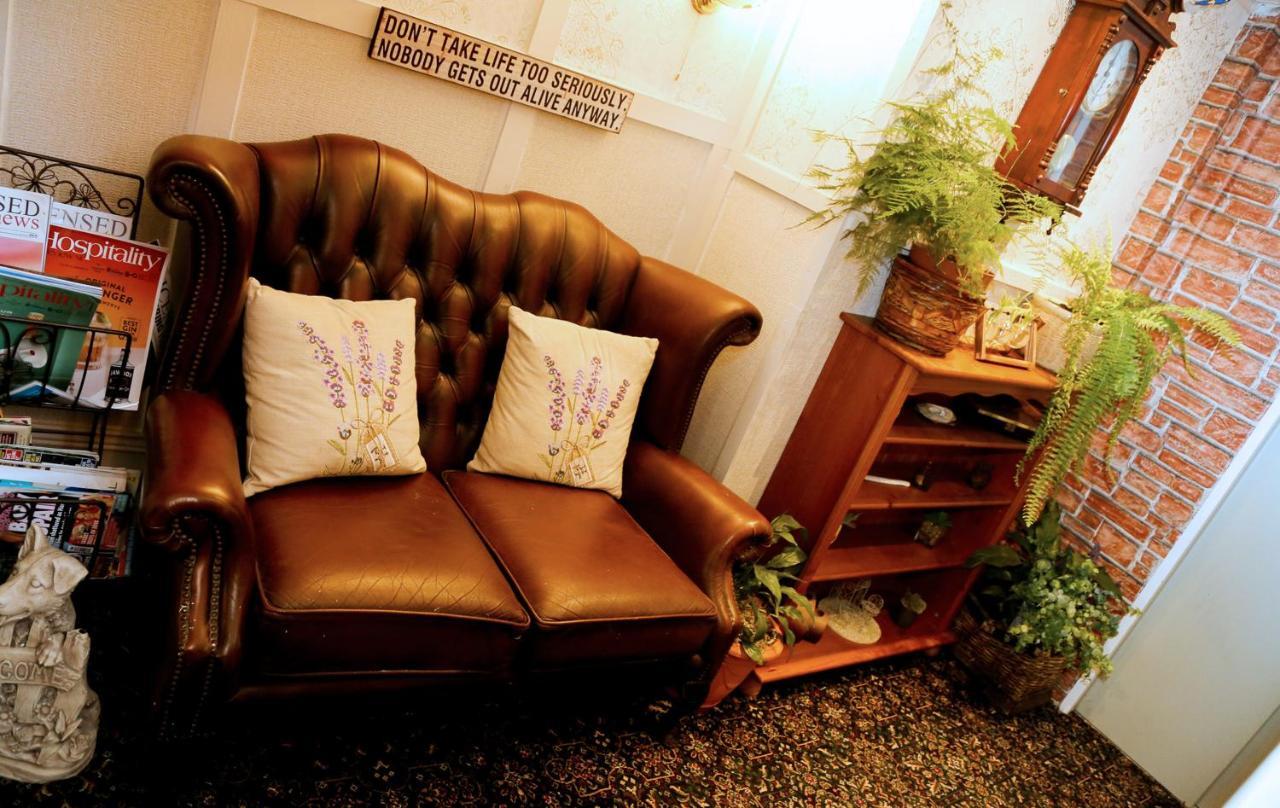 Avarest House Bb Adults Only Portrush Bagian luar foto